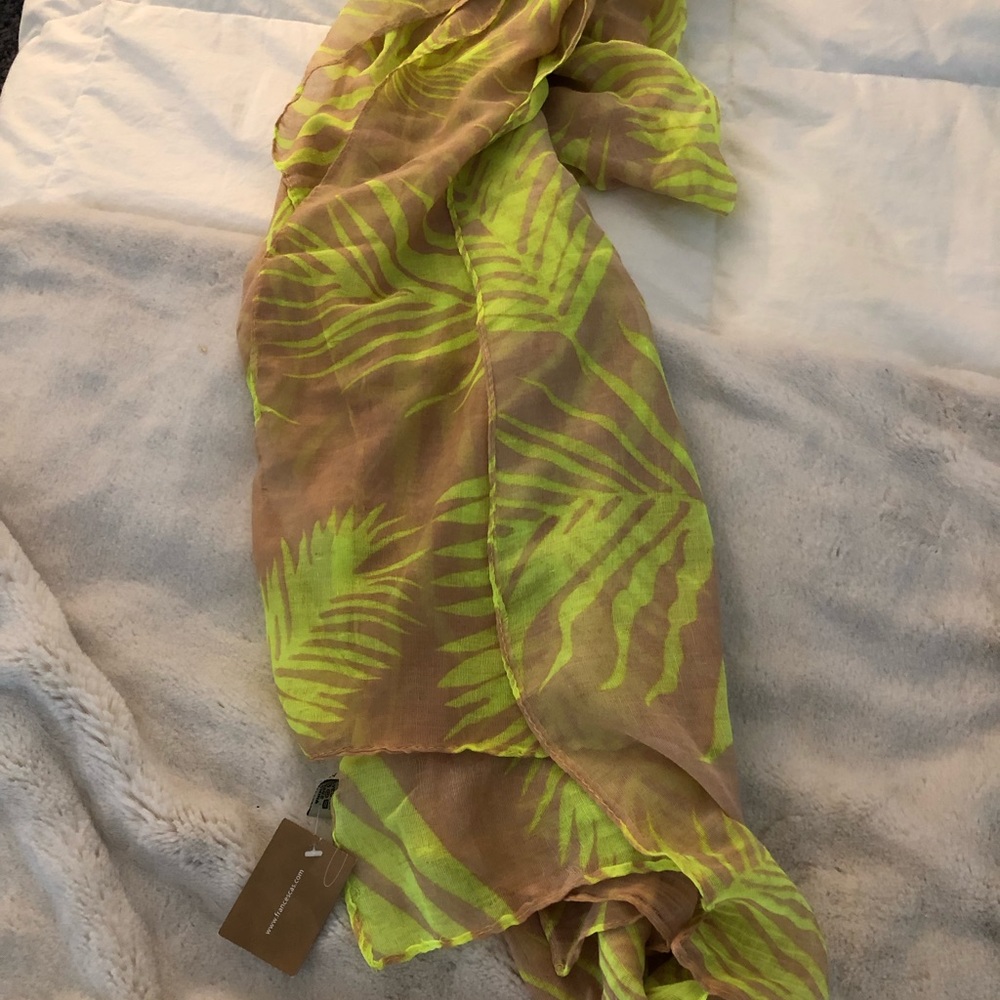 Tropical scarf